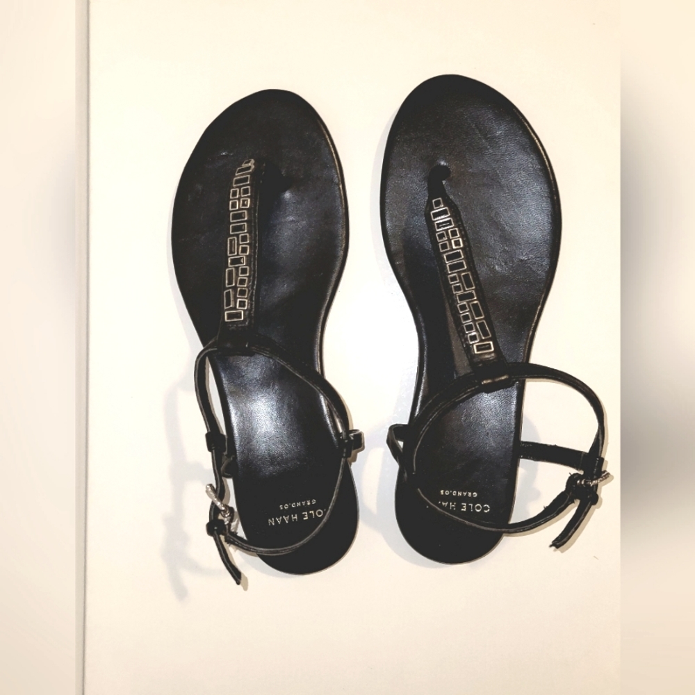 Cole Haan Leather thong flat sandals Black Size 6